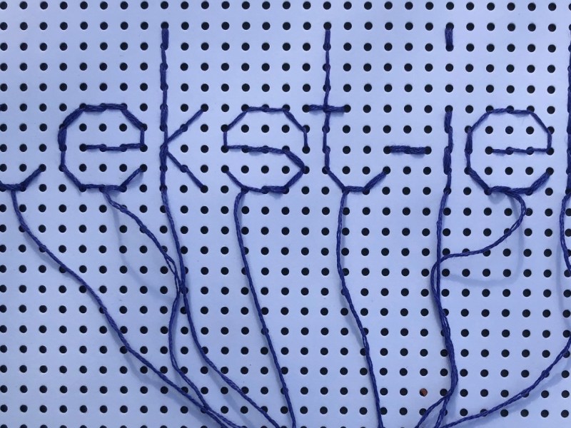 Letters op borduurkarton – maart&nbsp;2024